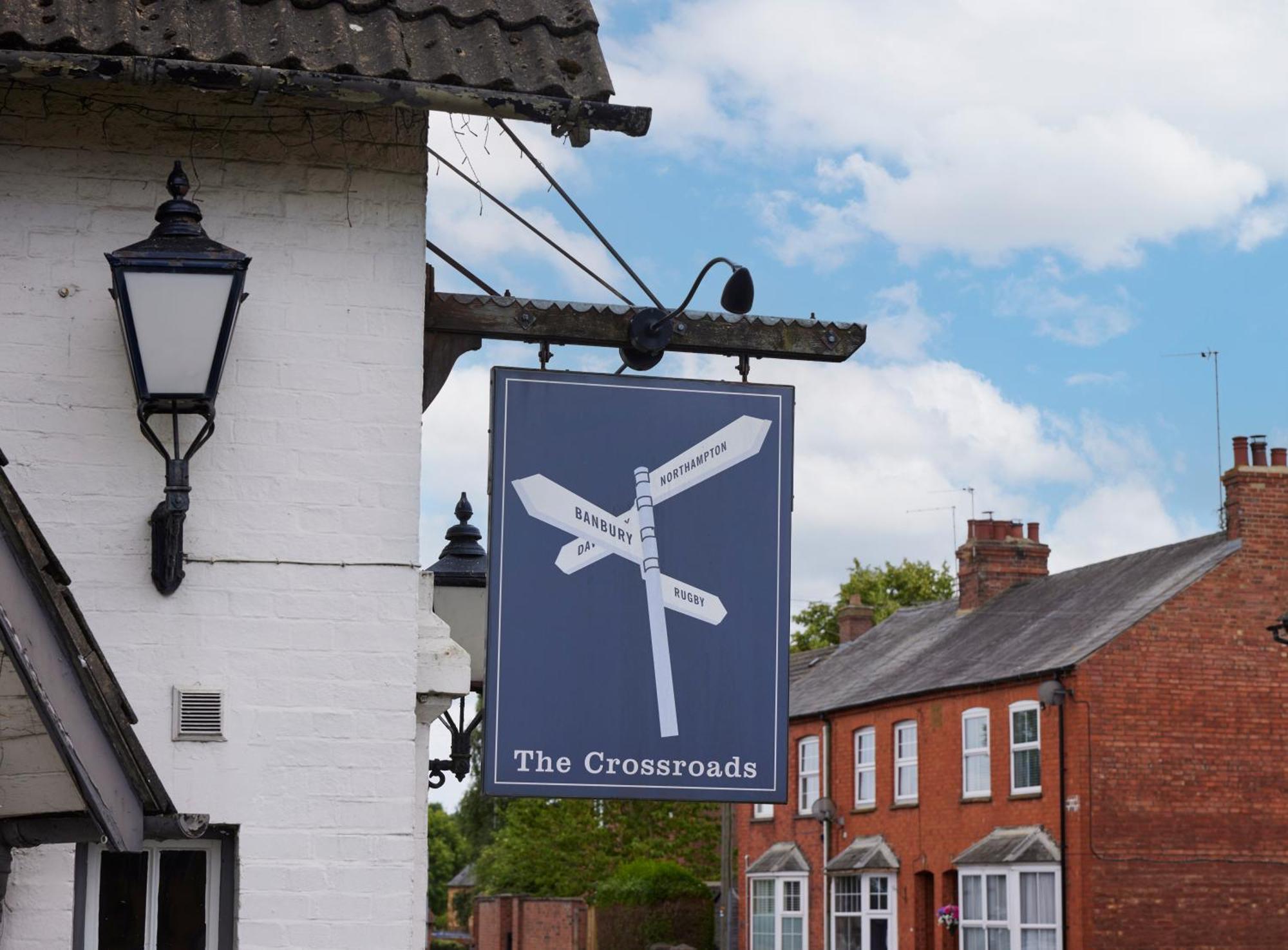 Crossroads By Chef & Brewer Collection Hotel Weedon Bec Bagian luar foto